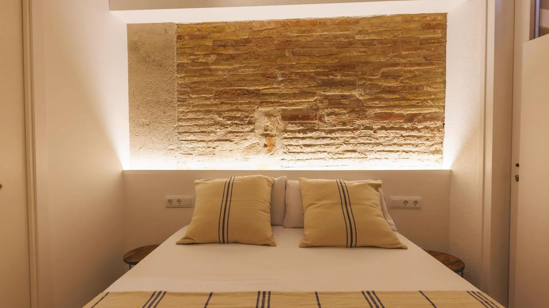 Bravissimo Mora 14, Monthly Apartment Girona 0*,  Spagna