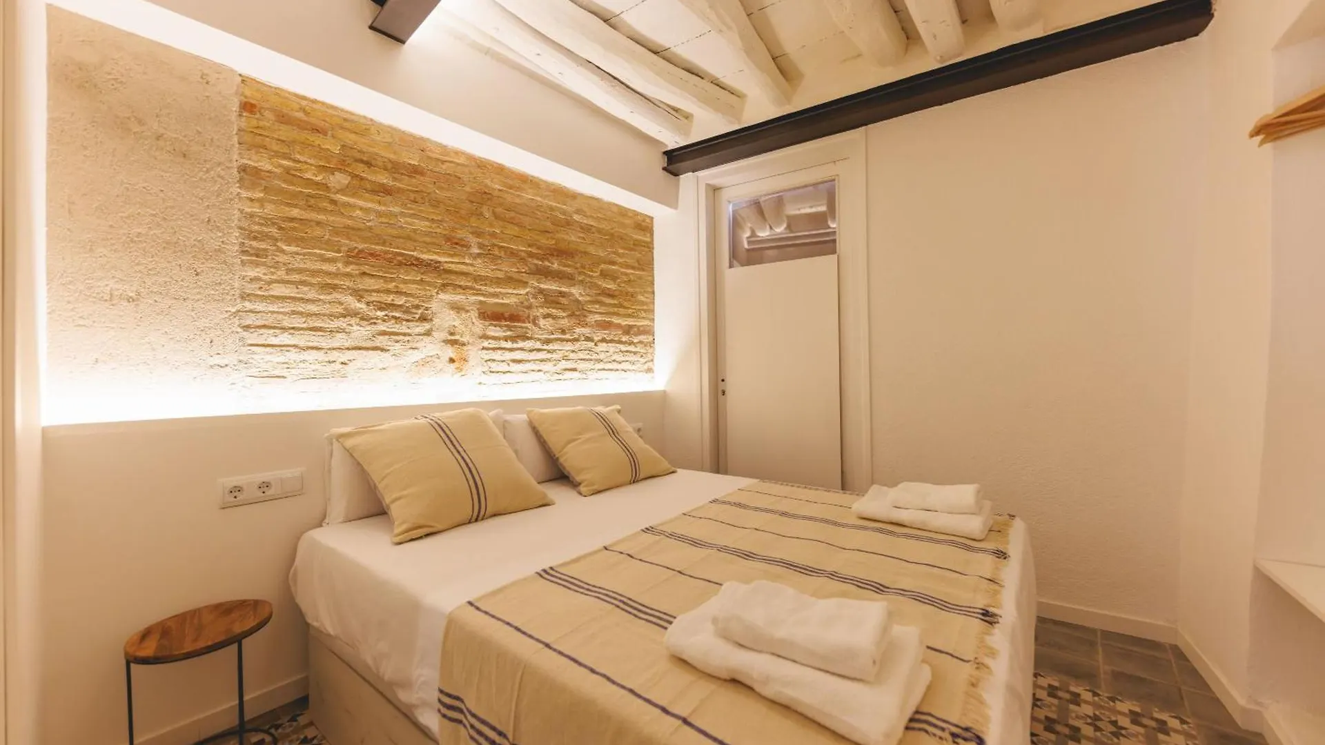 Bravissimo Mora 14, Monthly Apartment Girona