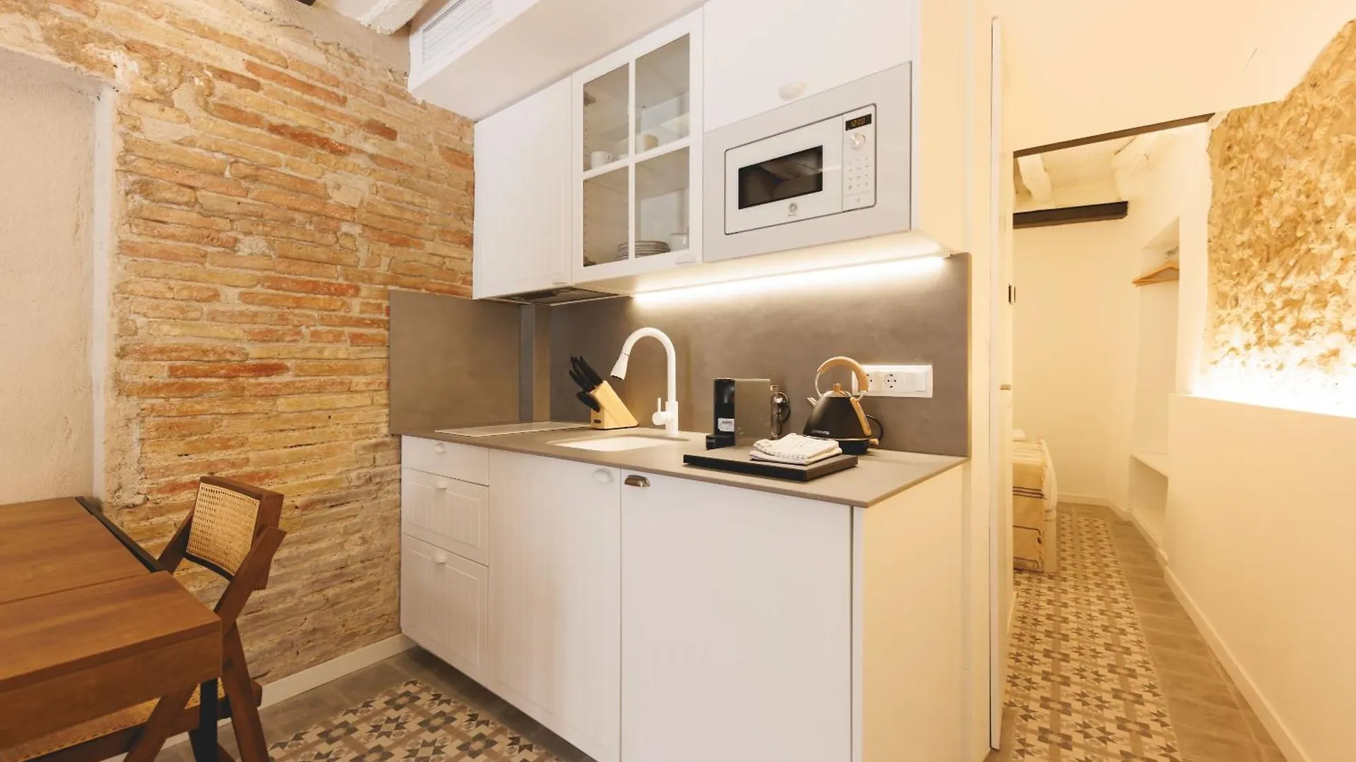 Bravissimo Mora 14, Monthly Apartment Girona 0*,  Espanha