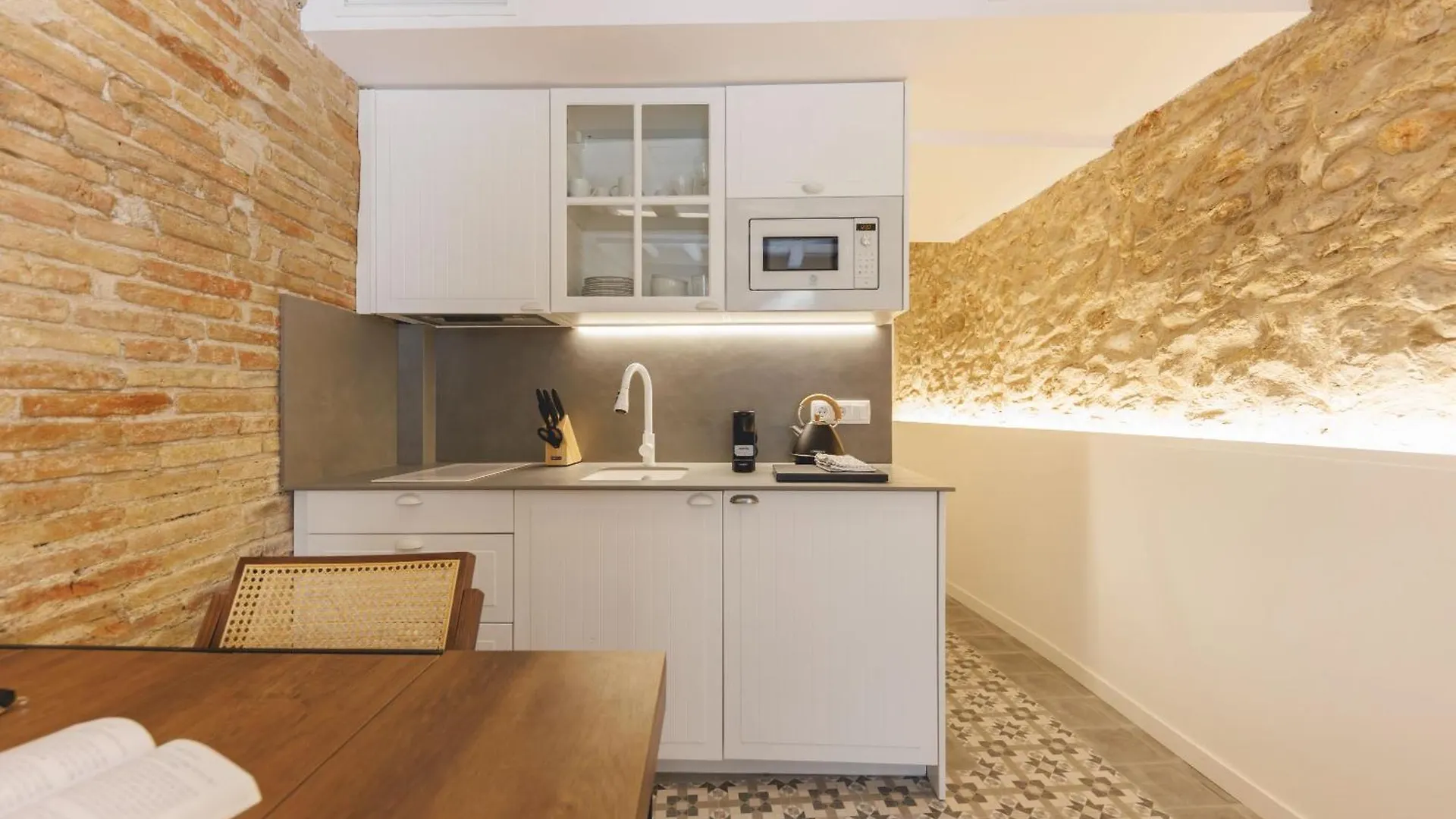 Bravissimo Mora 14, Monthly Apartment Girona