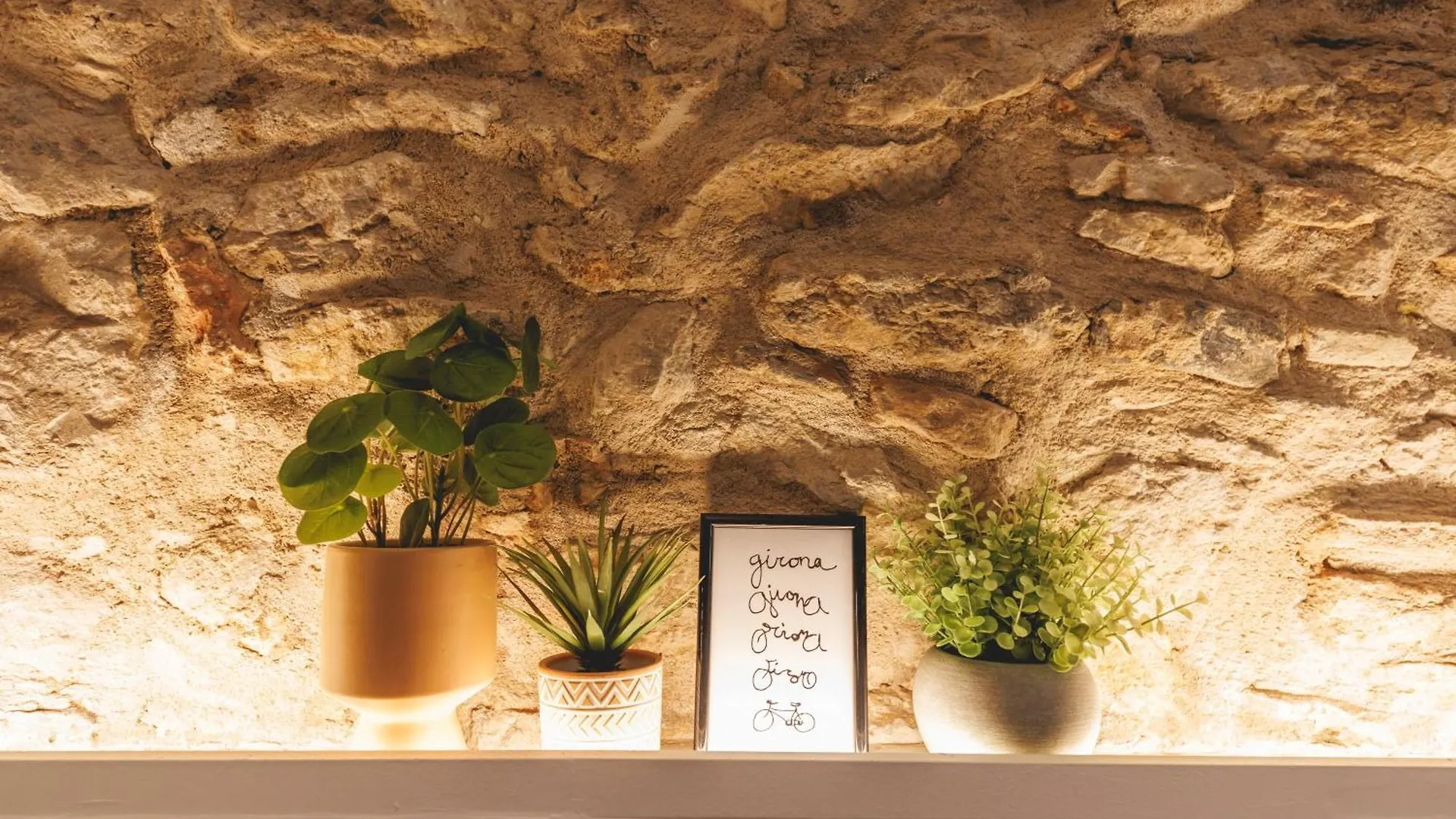Bravissimo Mora 14, Monthly Apartment Girona