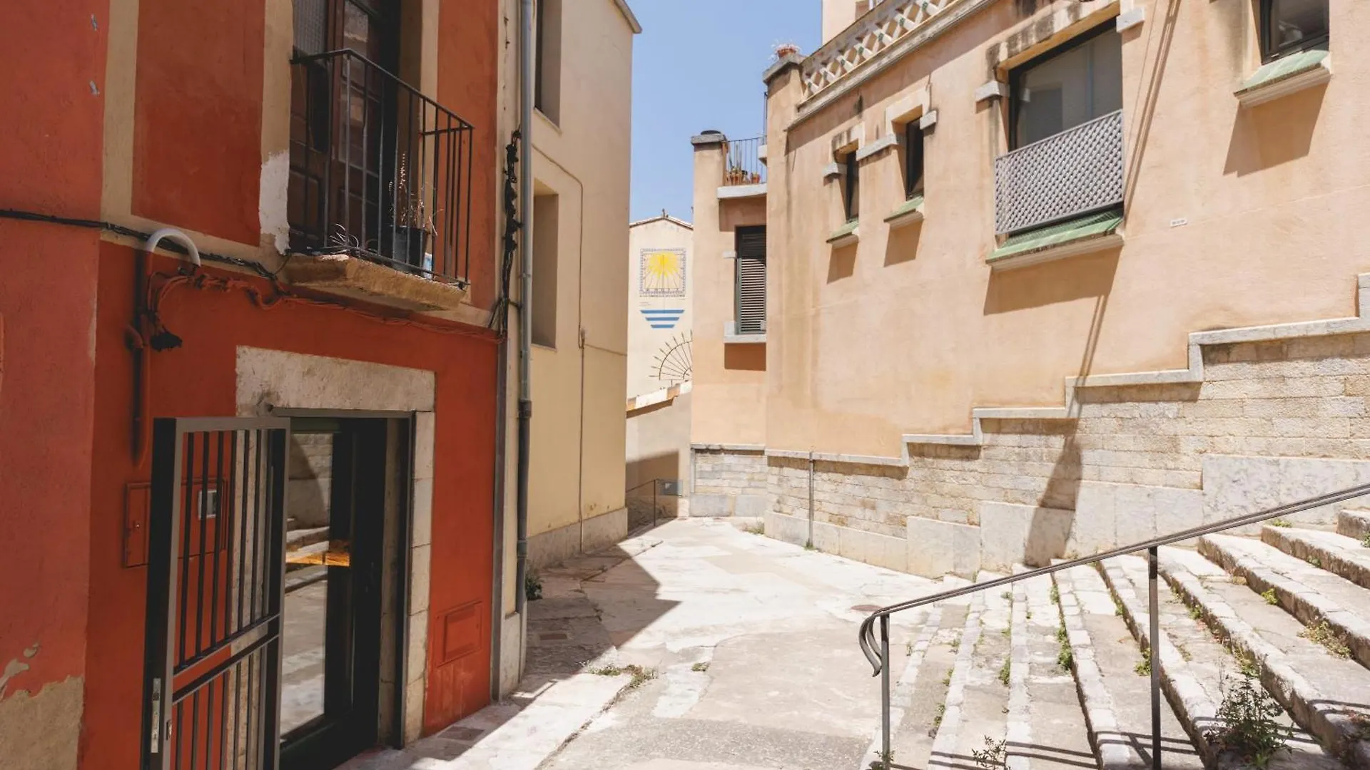 Bravissimo Mora 14, Monthly Apartment Girona 0*,